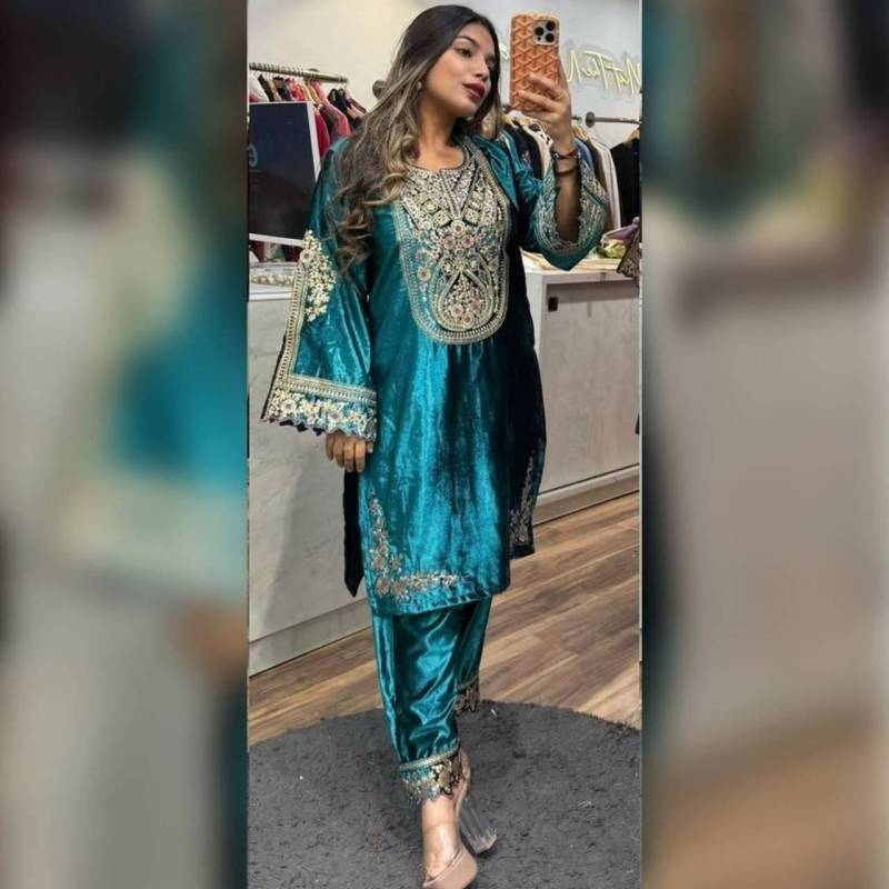Viscous Velvet Pant Top Set