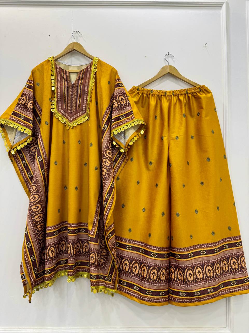 Luxurious Viscous Velvet Kaftan plazzo Set