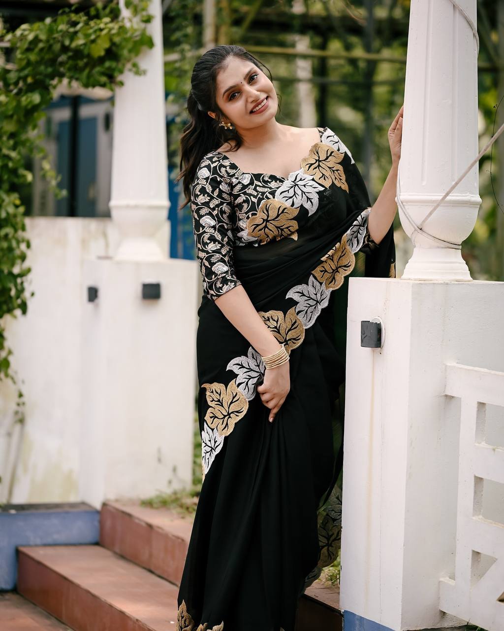 Sartin Chiffon Silk Saree featuring exquisite designer jari thread embroidery
