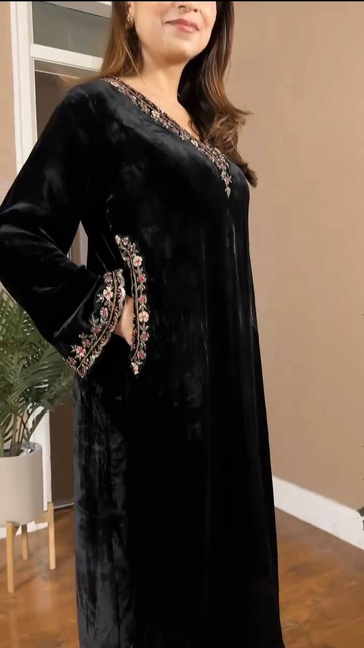 Luxurious viscose velvet Top With Pent