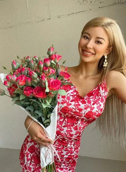 Urbane Feminine Women WHITE & RED FLORAL  Dresses
